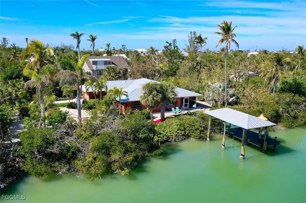 6076 Castaways Lane Sanibel FL 33957