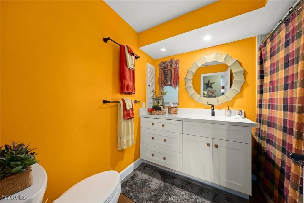 6076 Castaways Lane Sanibel FL 33957