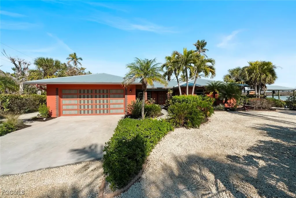 6076 Castaways Lane Sanibel FL 33957