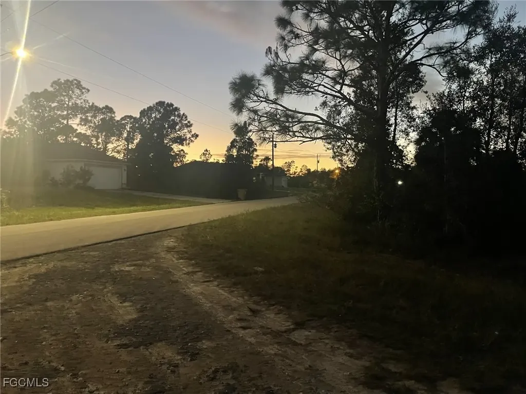 755 Amelia (corner Lot) Street E Lehigh Acres FL 33974