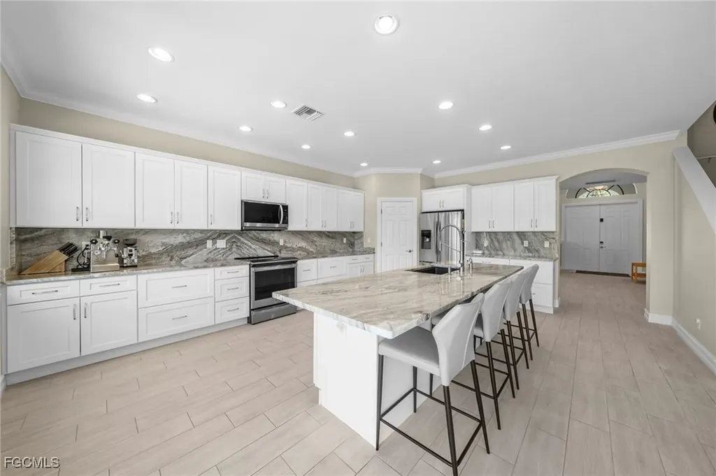 9182 River Otter Drive Fort Myers FL 33912