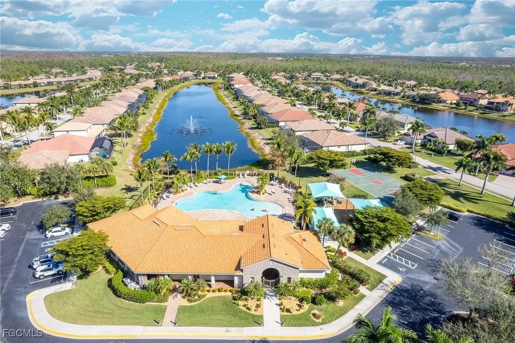 9182 River Otter Drive Fort Myers FL 33912