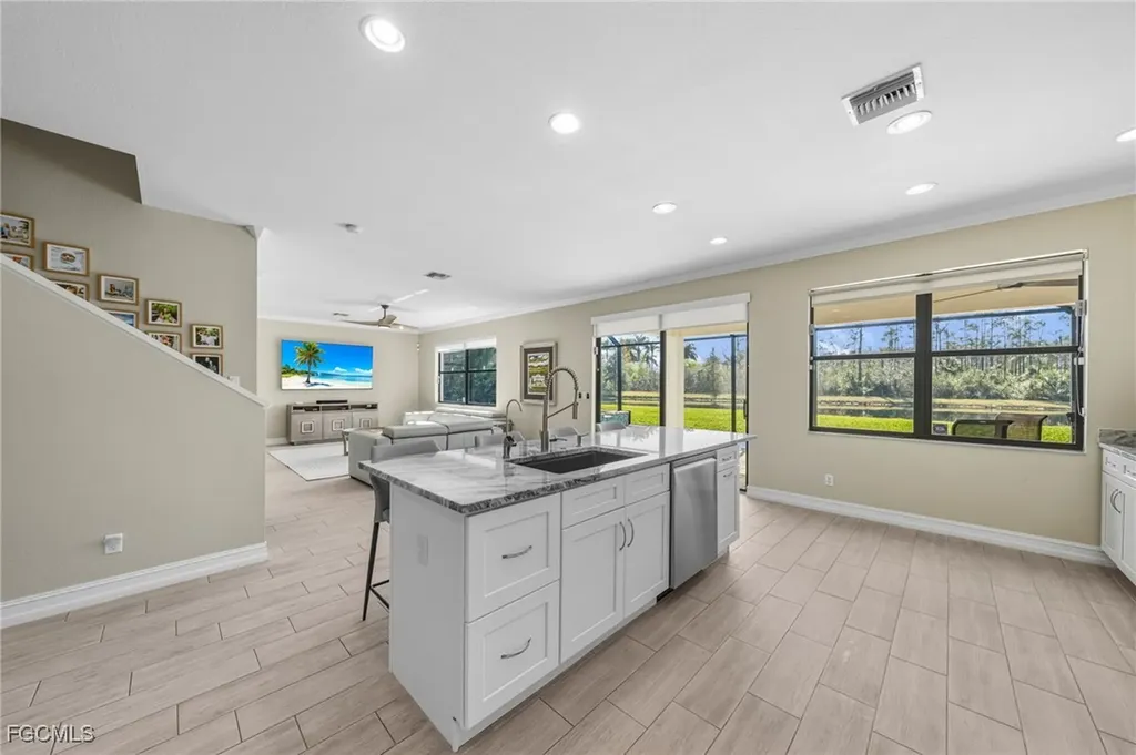 9182 River Otter Drive Fort Myers FL 33912