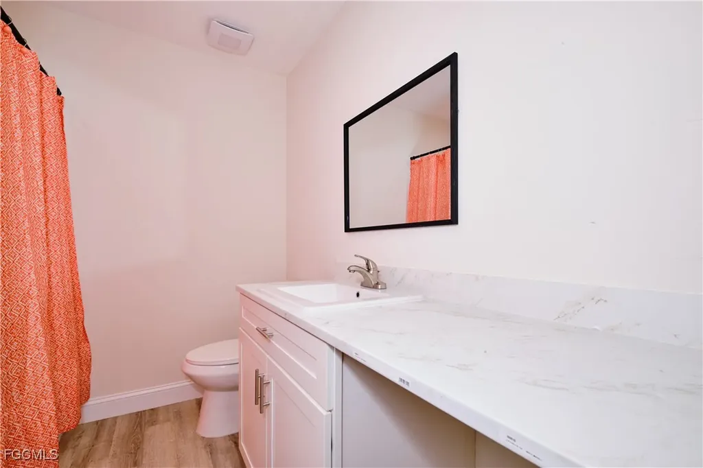 221 18th Avenue NW Naples FL 34120