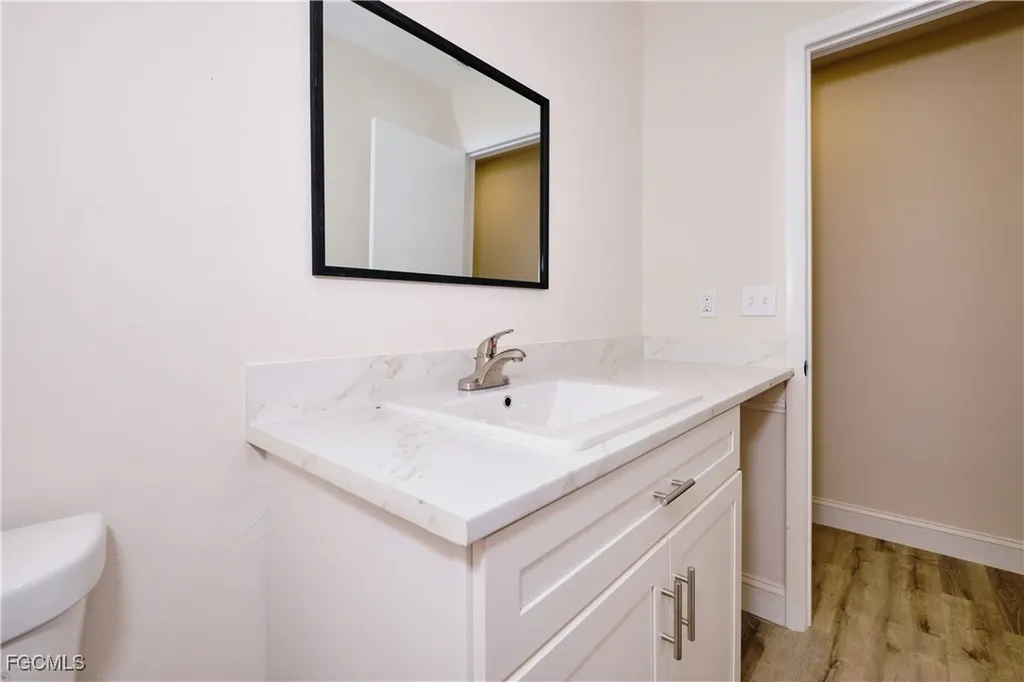 221 18th Avenue NW Naples FL 34120