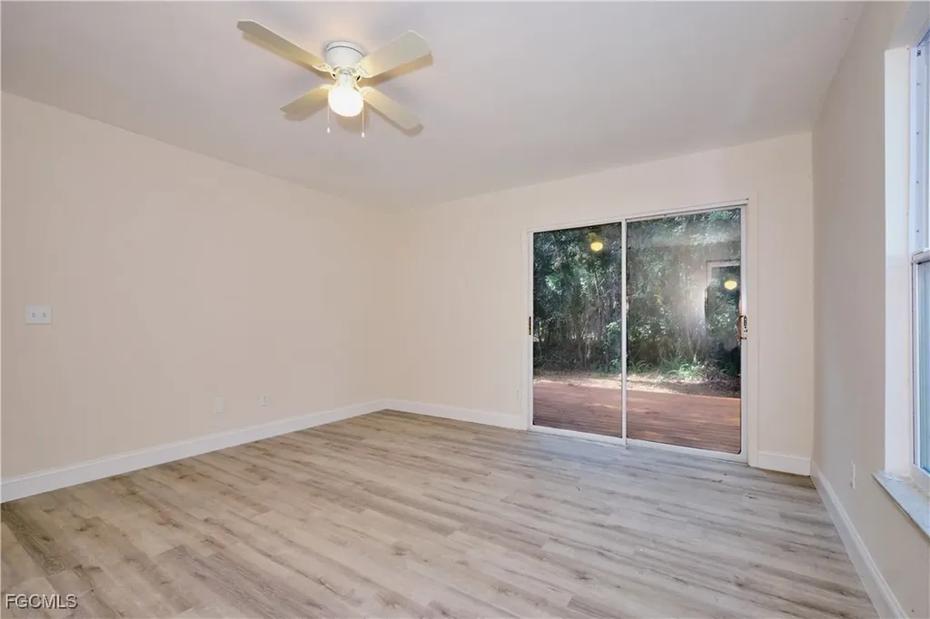 221 18th Avenue NW Naples FL 34120