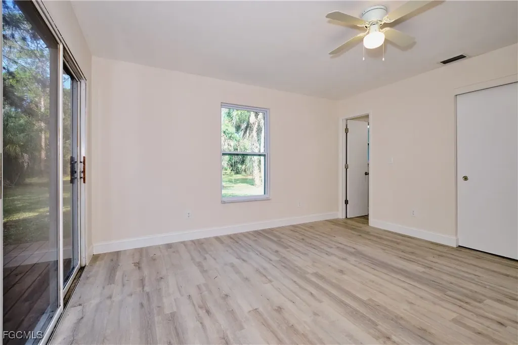 221 18th Avenue NW Naples FL 34120