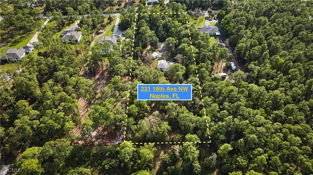 221 18th Avenue NW Naples FL 34120