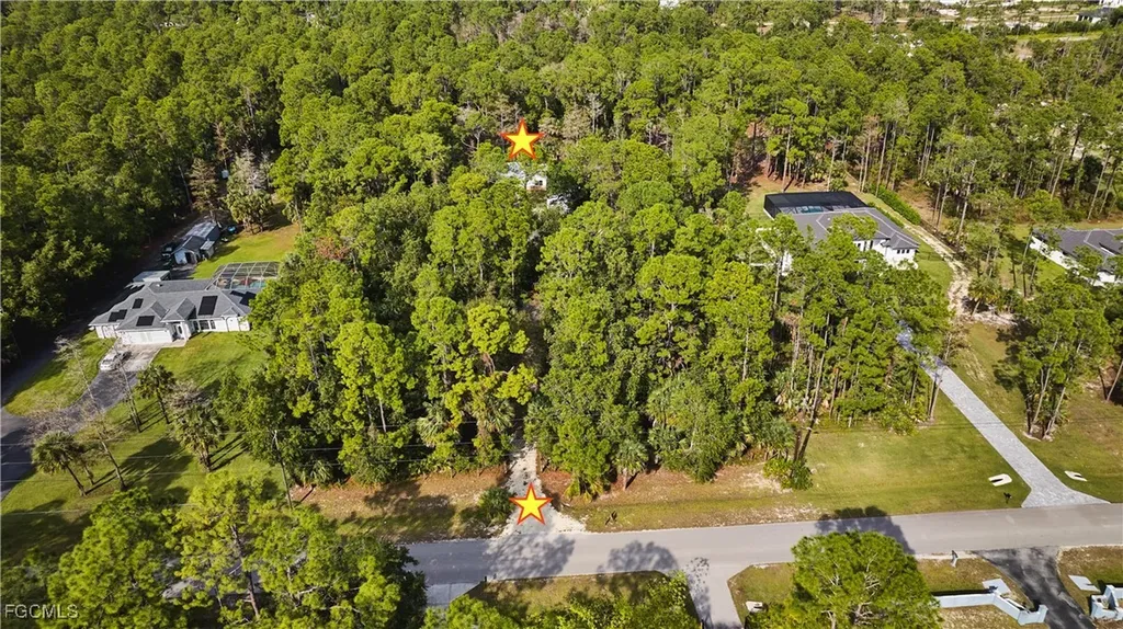 221 18th Avenue NW Naples FL 34120