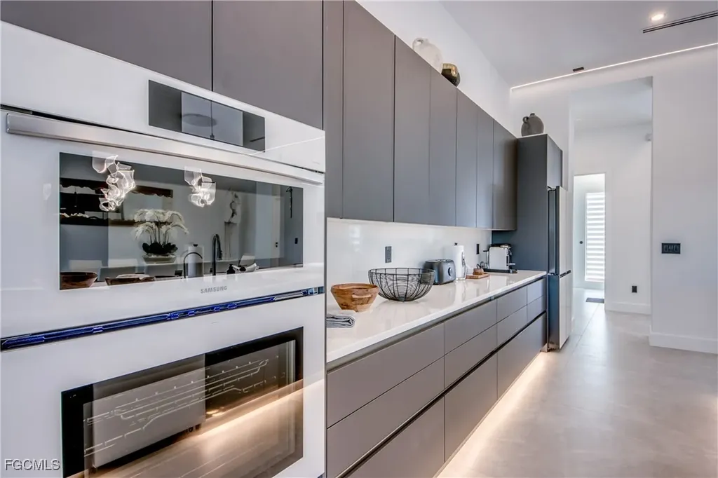 5306 Sands Boulevard Cape Coral FL 33914