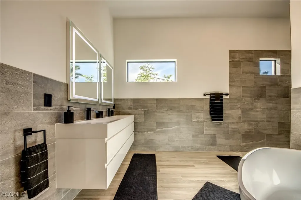 5306 Sands Boulevard Cape Coral FL 33914