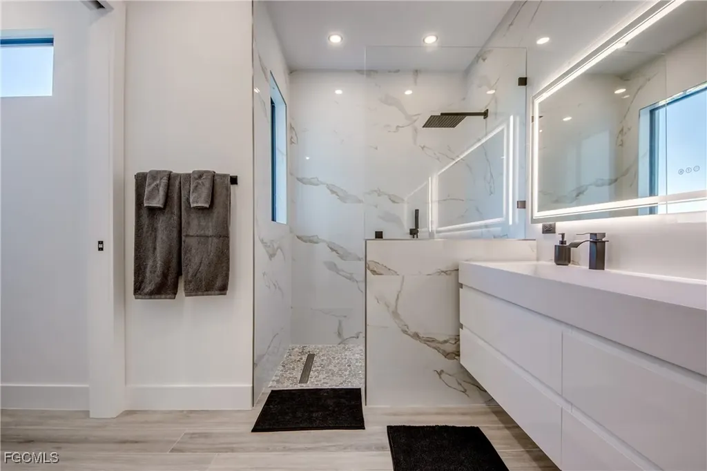 5306 Sands Boulevard Cape Coral FL 33914