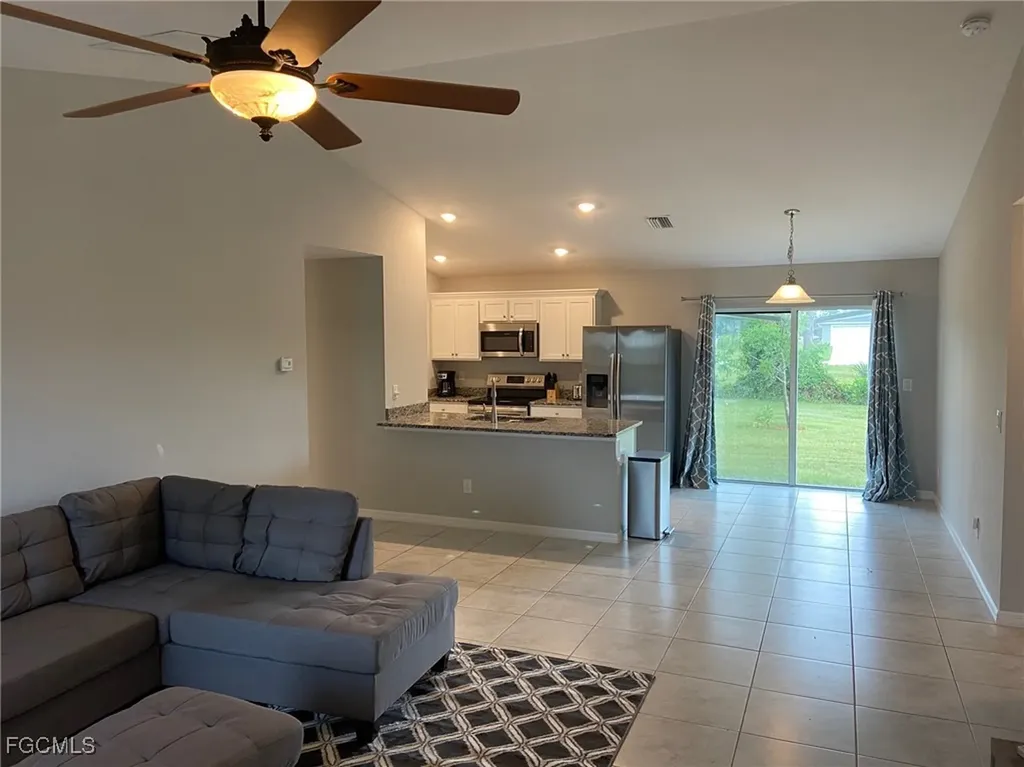 2837 NW 24th Avenue Cape Coral FL 33993