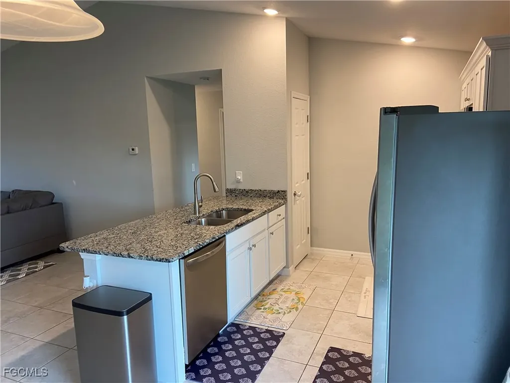 2837 NW 24th Avenue Cape Coral FL 33993