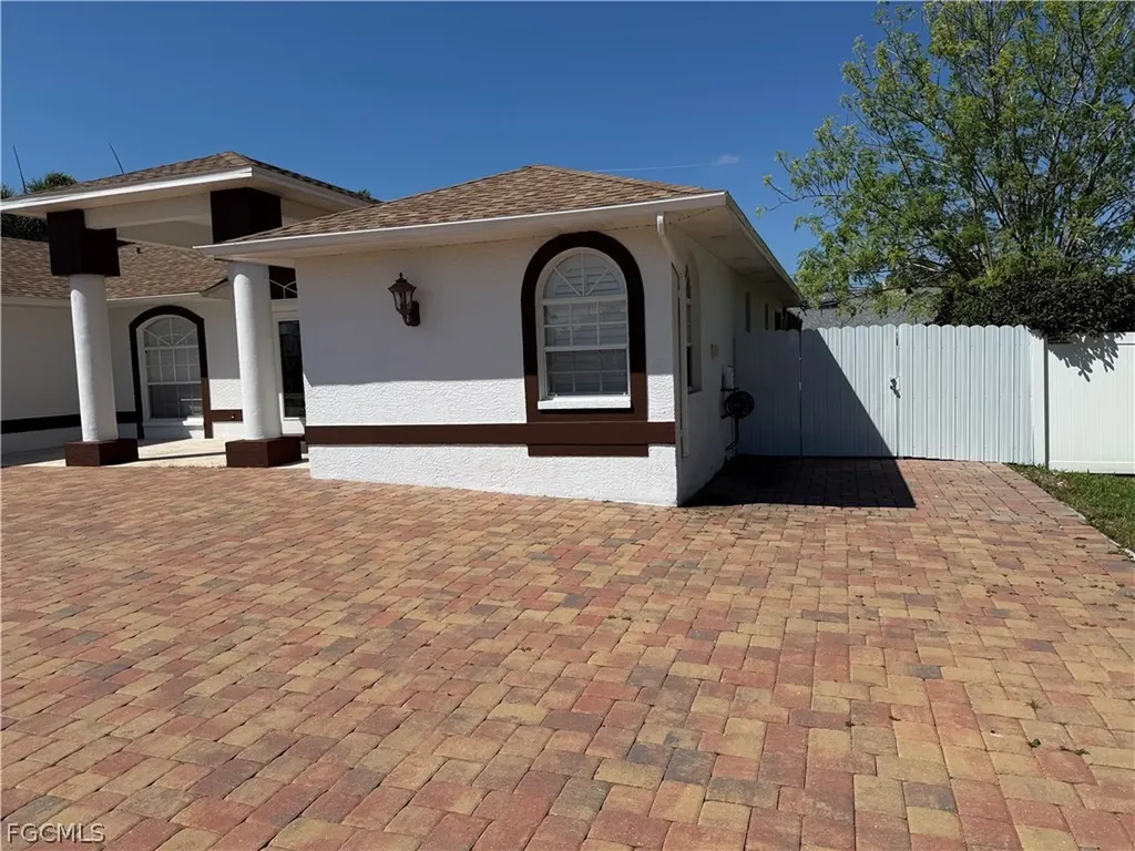 3730 SE 4th Avenue Cape Coral FL 33904
