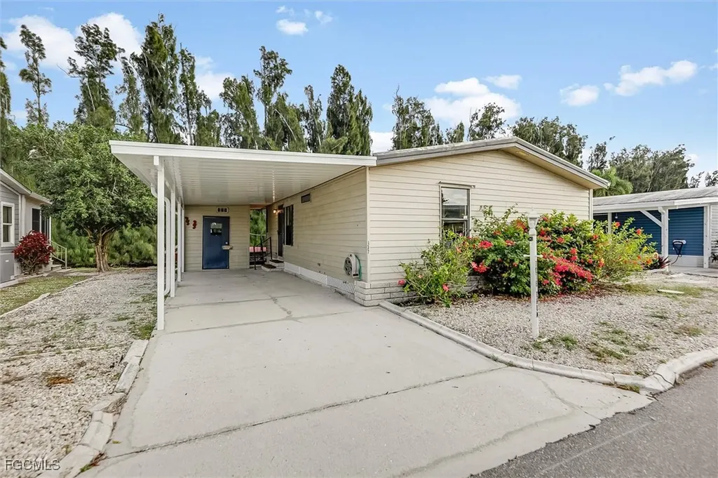 7076 Drum Drive St. James City FL 33956