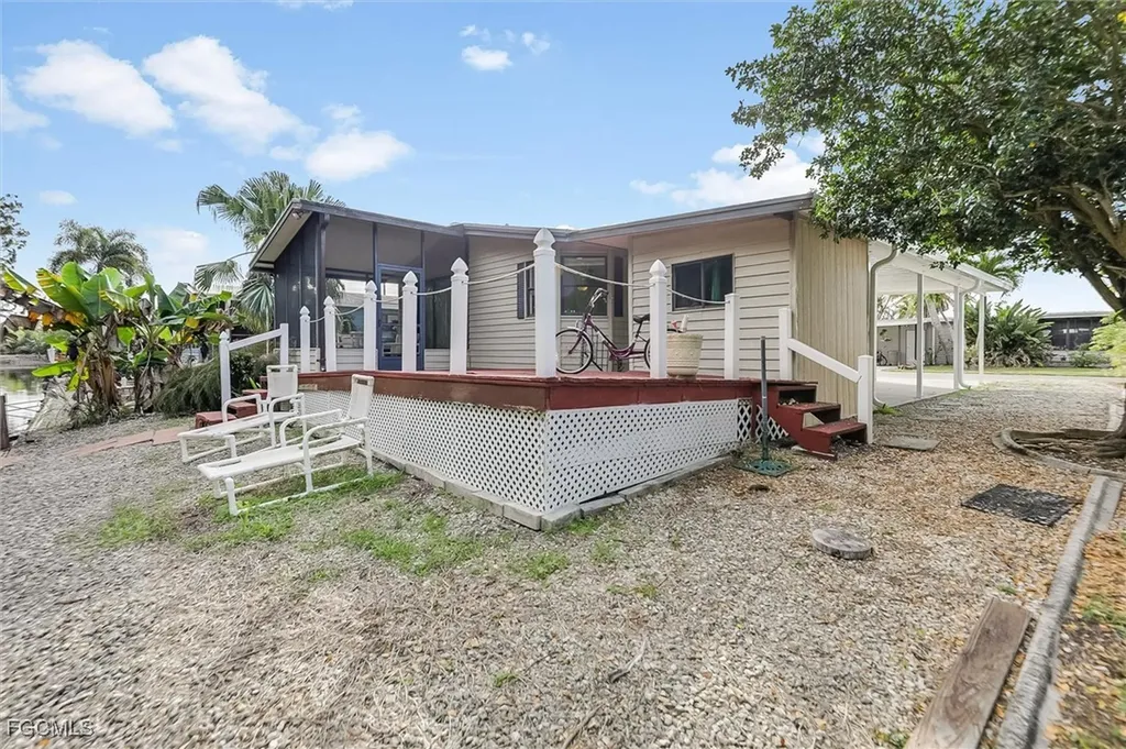 7076 Drum Drive St. James City FL 33956