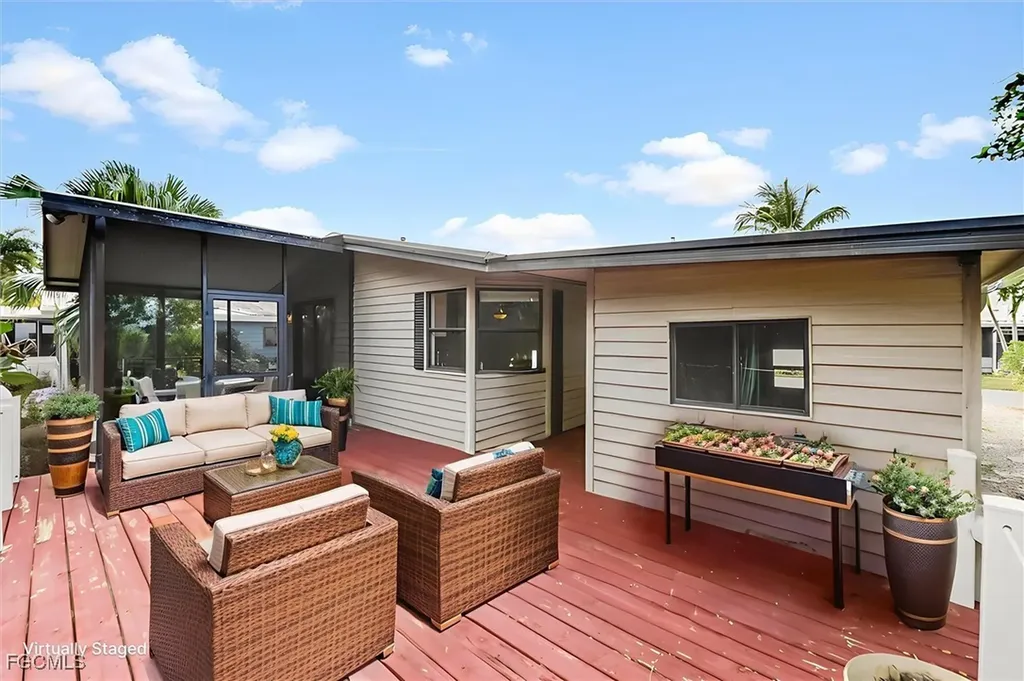 7076 Drum Drive St. James City FL 33956