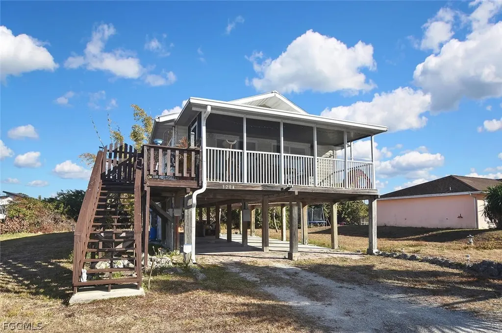 3204 41st Street SW Lehigh Acres FL 33976