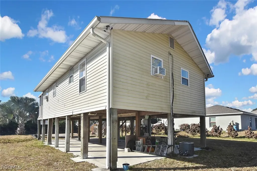 3204 41st Street SW Lehigh Acres FL 33976