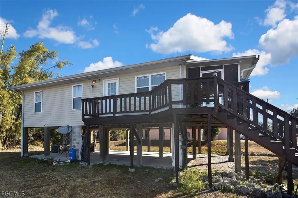 3204 41st Street SW Lehigh Acres FL 33976
