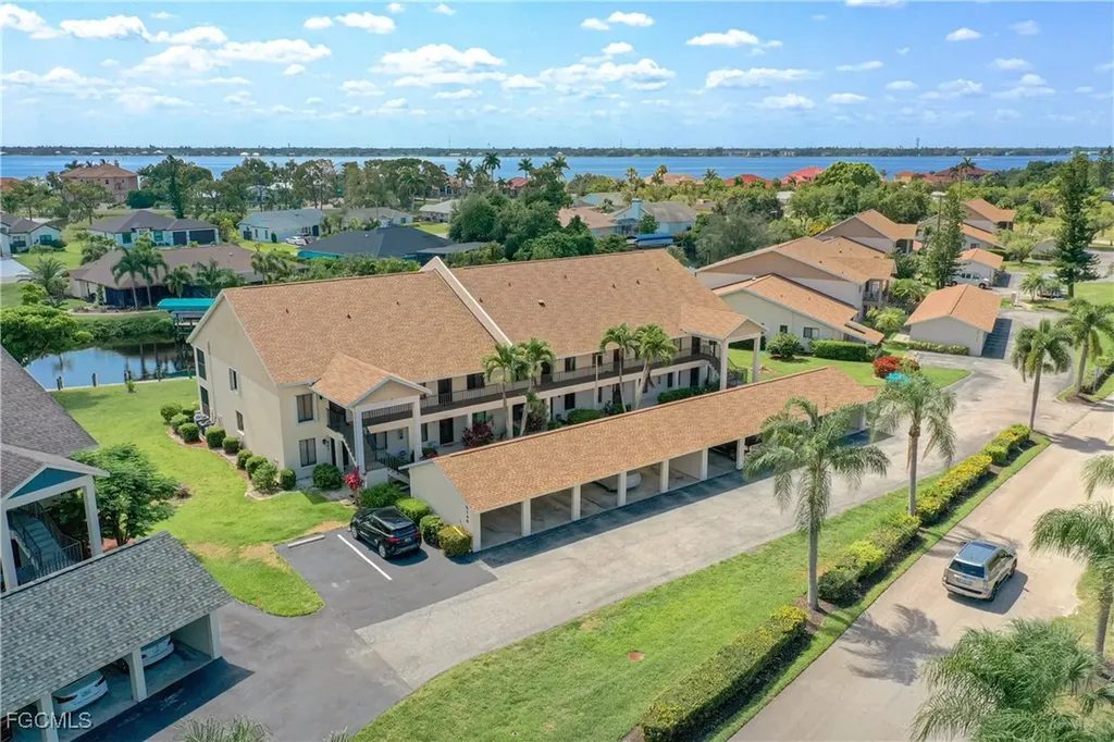 15140 Riverbend Boulevard North Fort Myers FL 33917