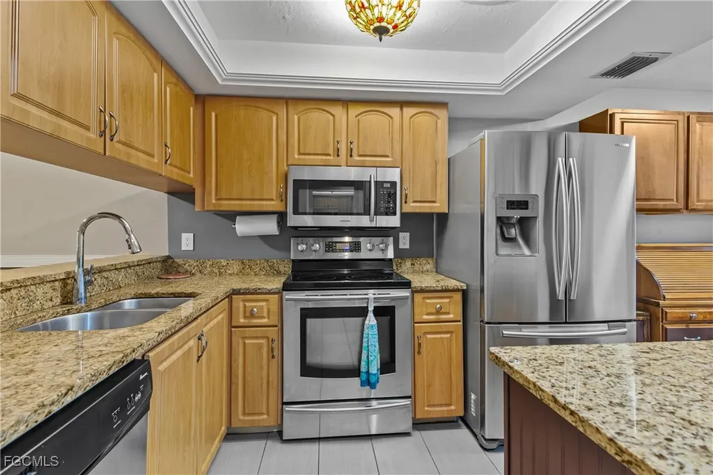 15140 Riverbend Boulevard North Fort Myers FL 33917