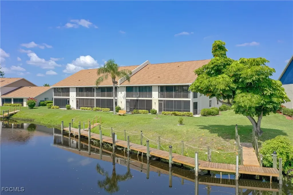 15140 Riverbend Boulevard North Fort Myers FL 33917