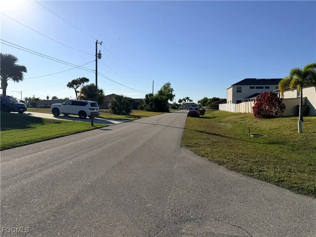 1422 SW 39th Terrace Cape Coral FL 33914