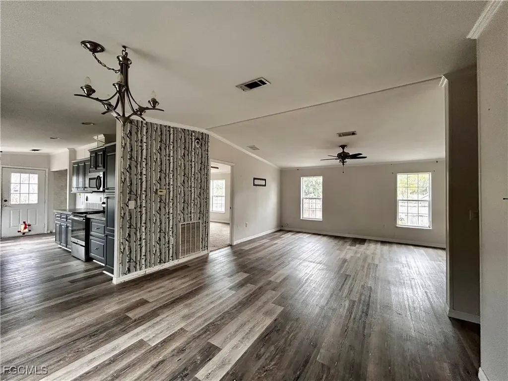 3007 52nd Street W Lehigh Acres FL 33971