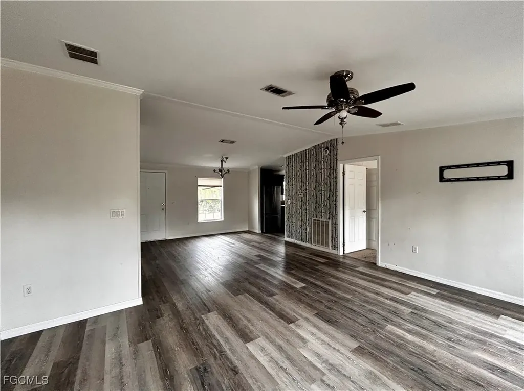 3007 52nd Street W Lehigh Acres FL 33971