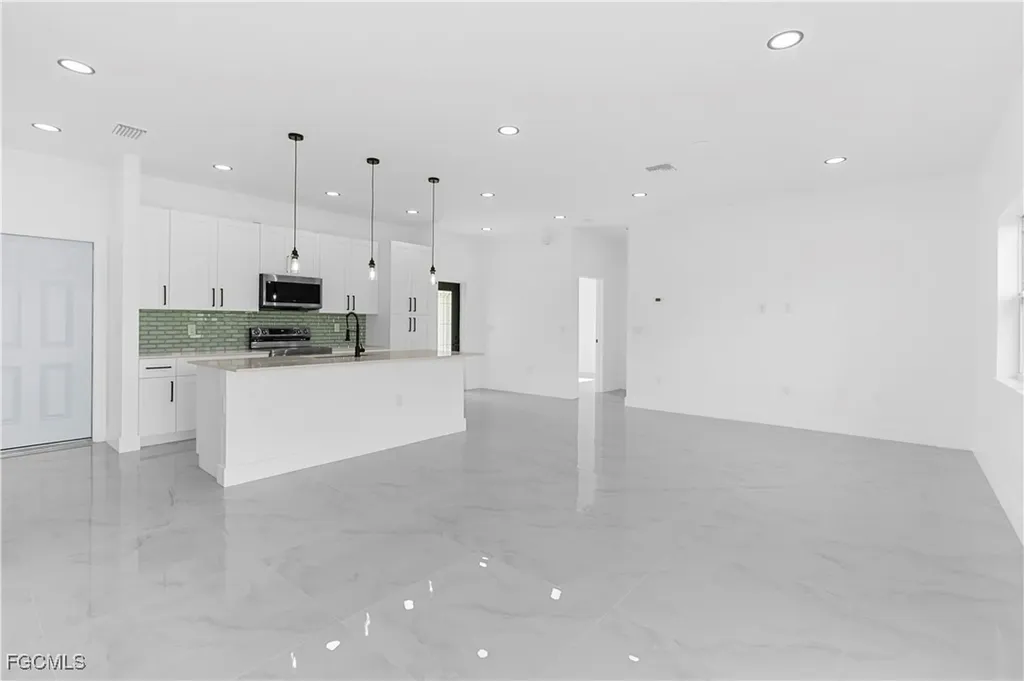 837 Colyer Street E Lehigh Acres FL 33974