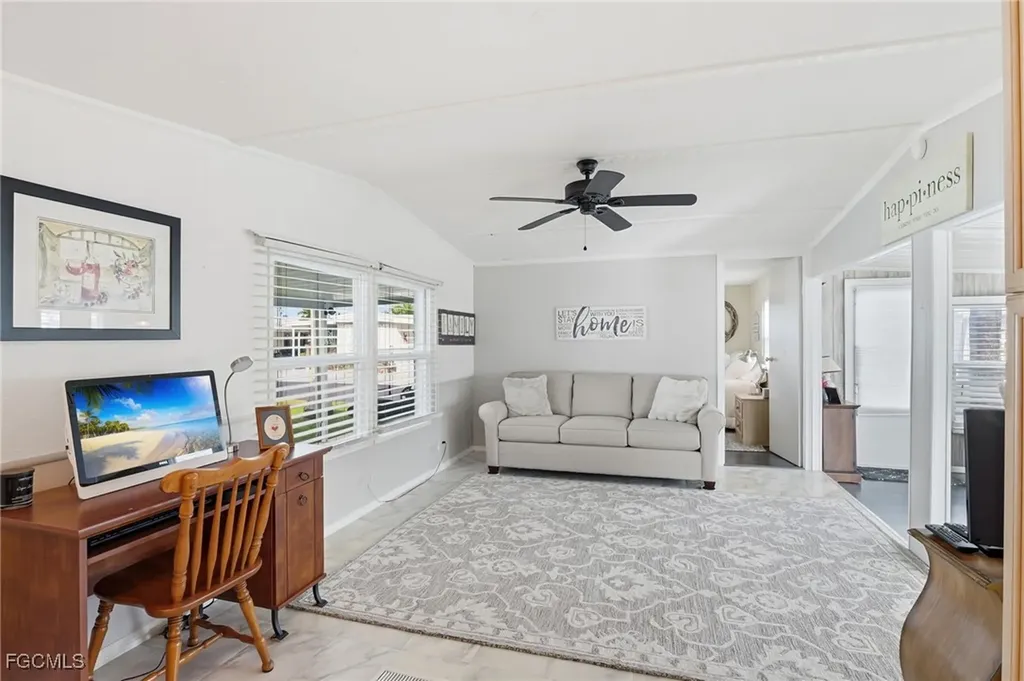 24 Cheyenne Trail Naples FL 34113