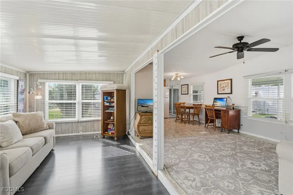24 Cheyenne Trail Naples FL 34113