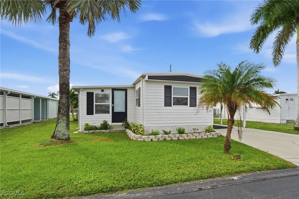 24 Cheyenne Trail Naples FL 34113