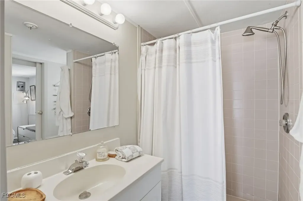 24 Cheyenne Trail Naples FL 34113