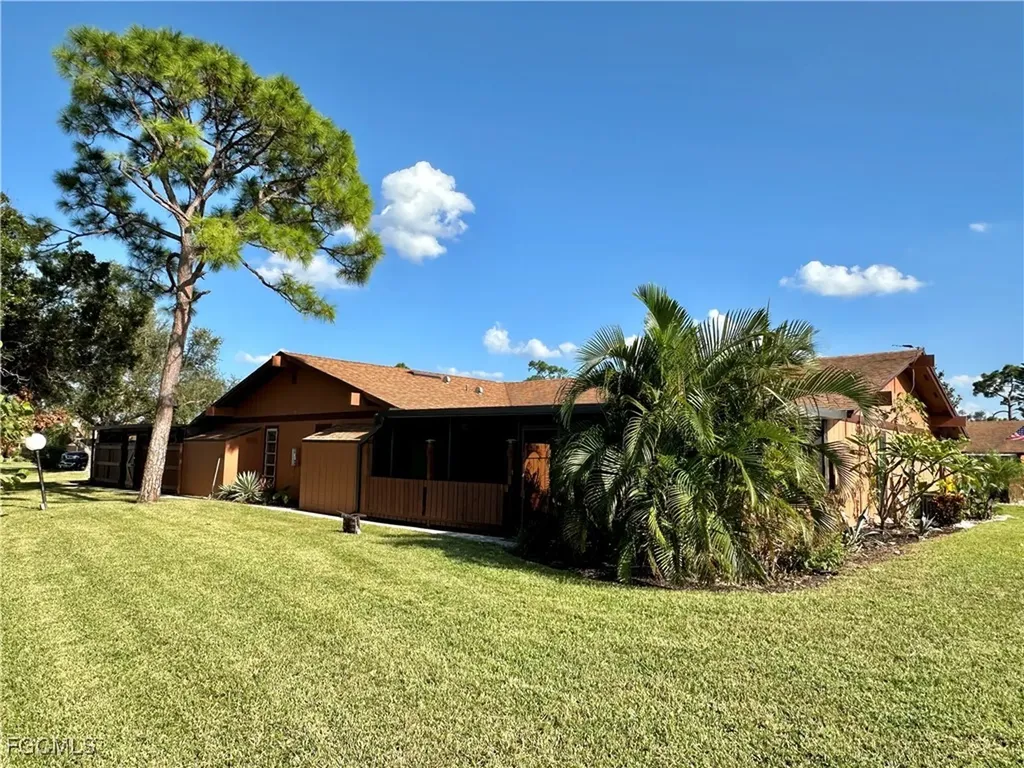 15427 Crystal Lake Drive North Fort Myers FL 33917