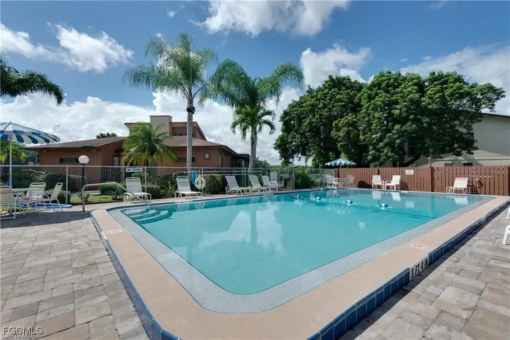 15427 Crystal Lake Drive North Fort Myers FL 33917