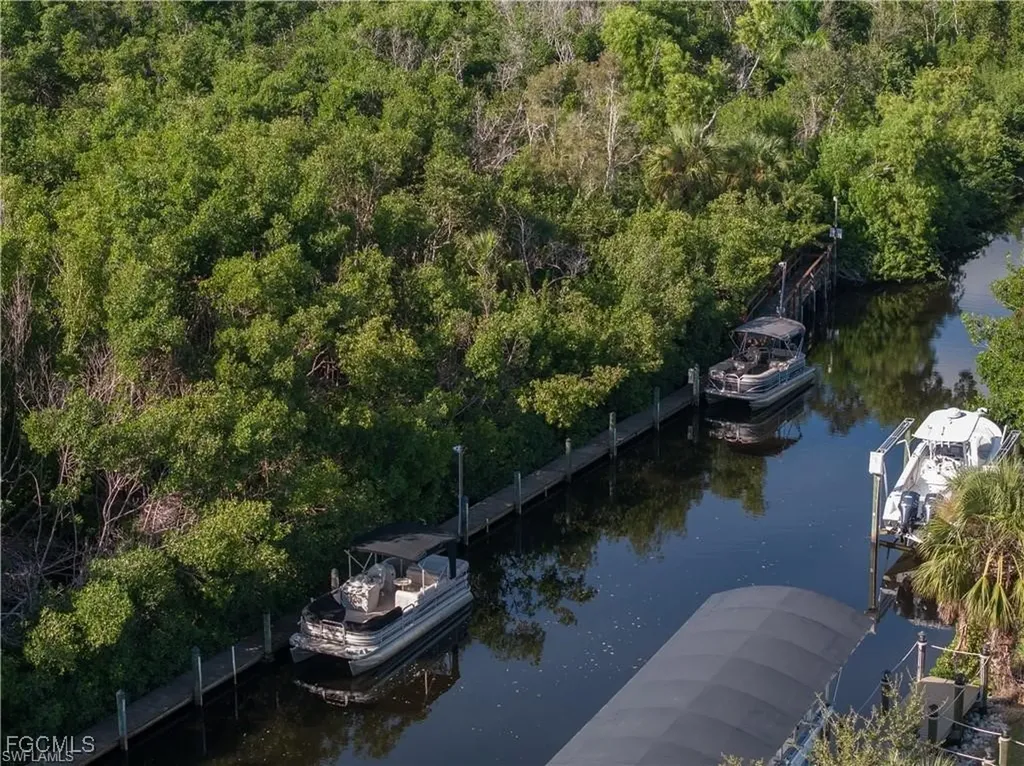 15427 Crystal Lake Drive North Fort Myers FL 33917
