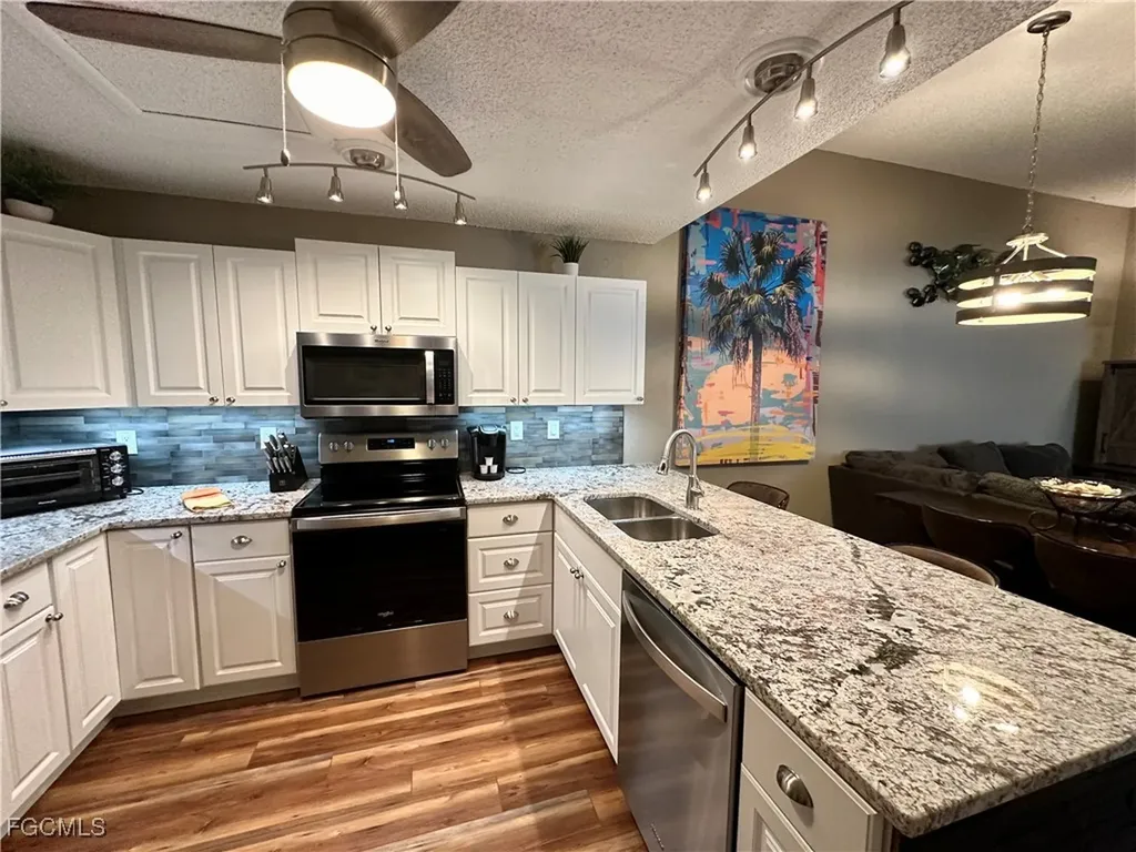 15427 Crystal Lake Drive North Fort Myers FL 33917