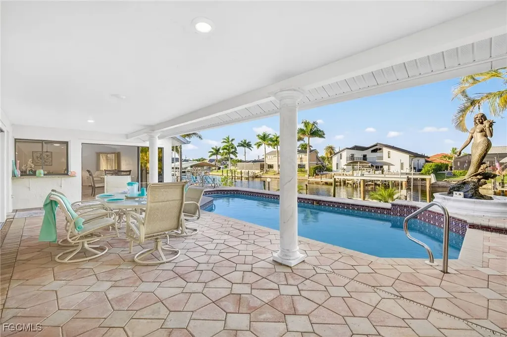 1221 SW 51st Terrace Cape Coral FL 33914