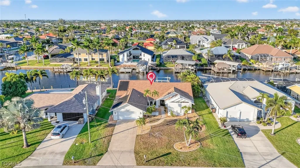 1221 SW 51st Terrace Cape Coral FL 33914