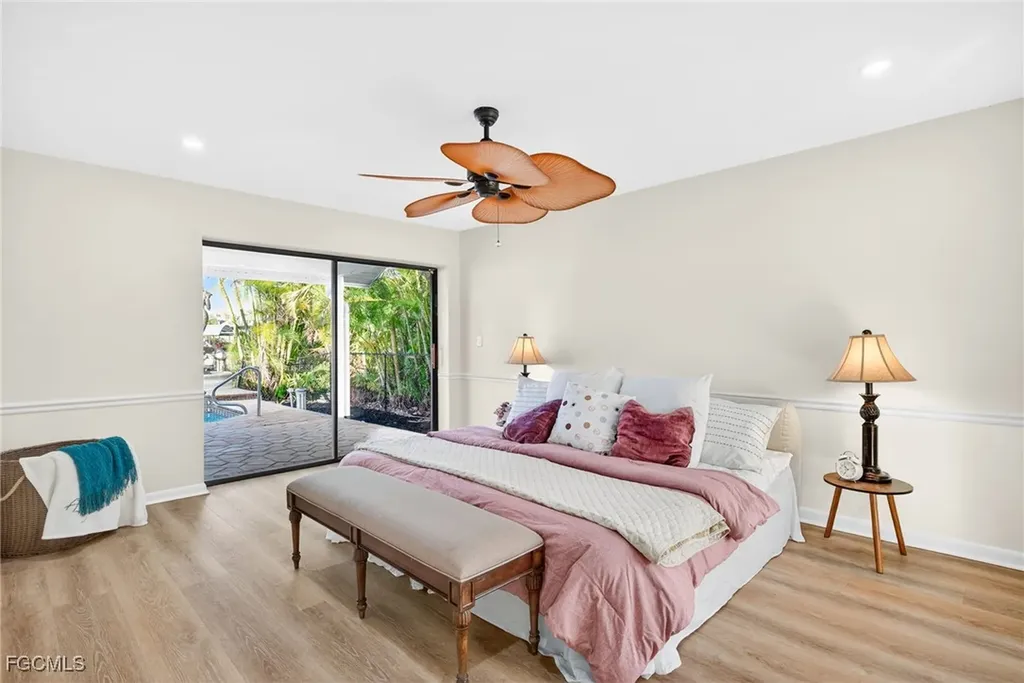 1221 SW 51st Terrace Cape Coral FL 33914