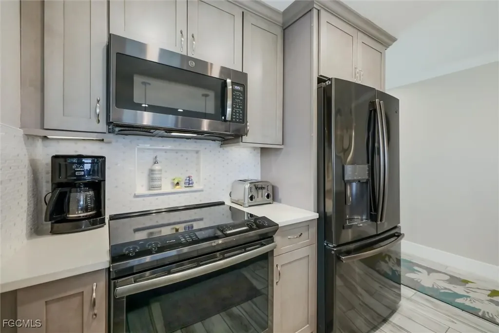 1403 Beach Cottages Captiva FL 33924