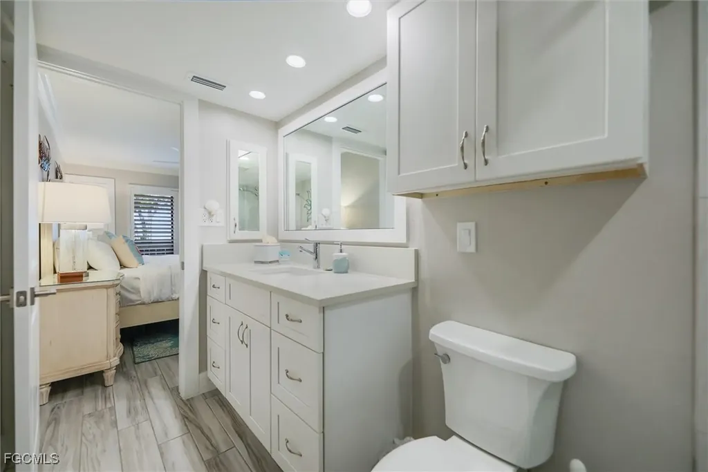 1403 Beach Cottages Captiva FL 33924