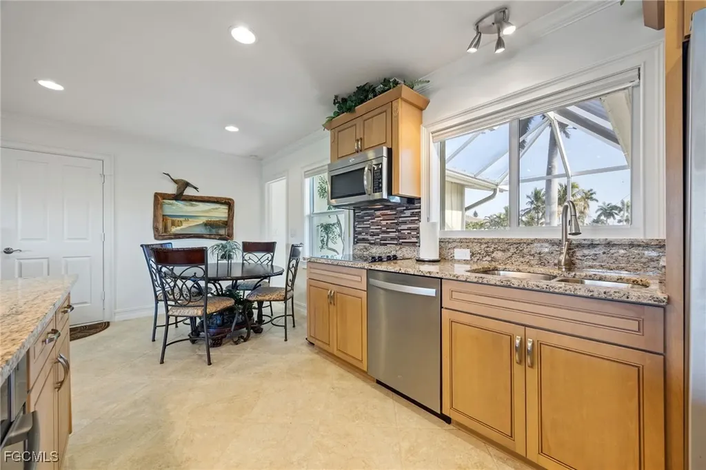 5249 Sunset Court Cape Coral FL 33904