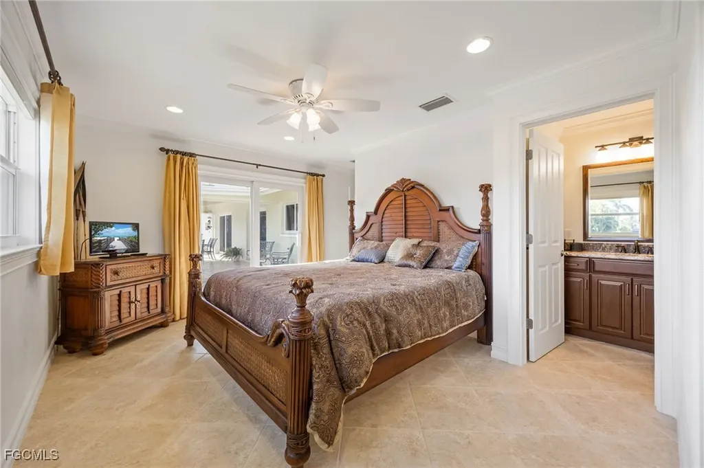 5249 Sunset Court Cape Coral FL 33904