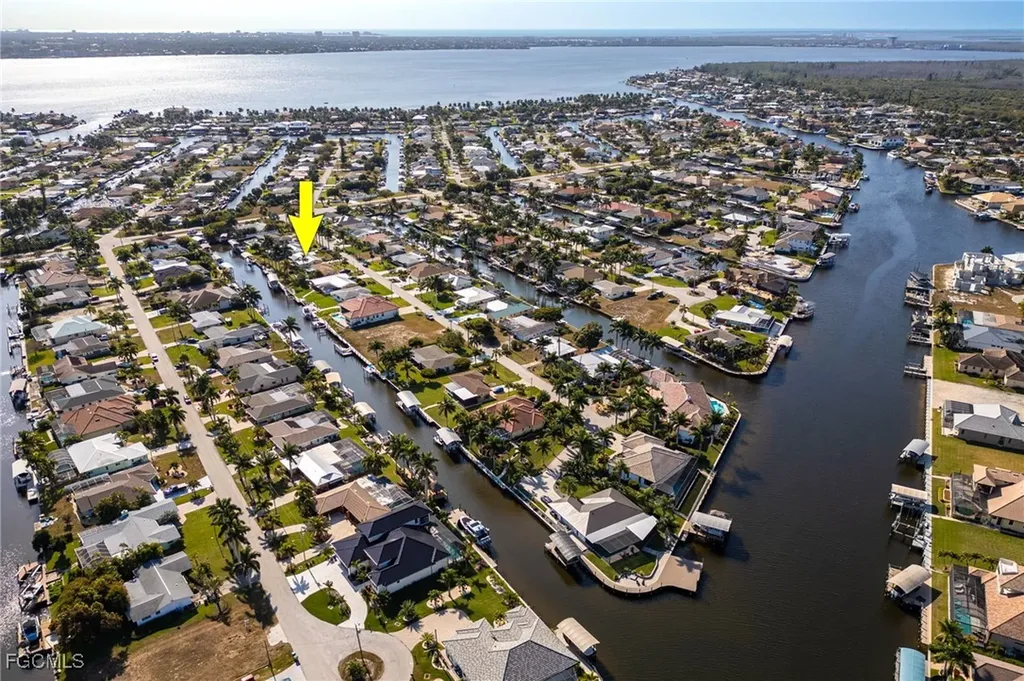 5249 Sunset Court Cape Coral FL 33904