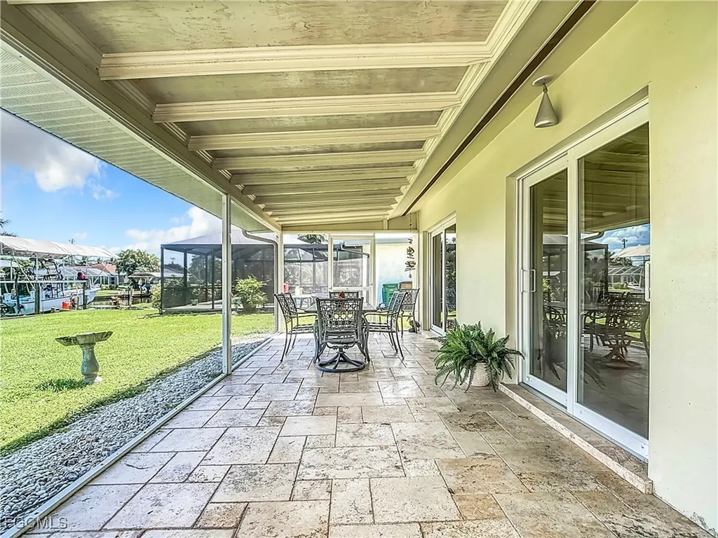 5249 Sunset Court Cape Coral FL 33904