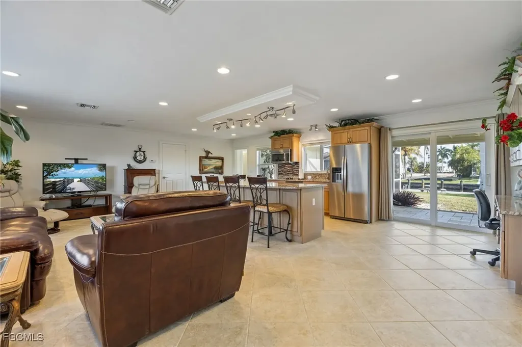 5249 Sunset Court Cape Coral FL 33904
